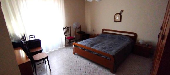 4 rooms Apartment in Ragusa, Italy No. 32675 12