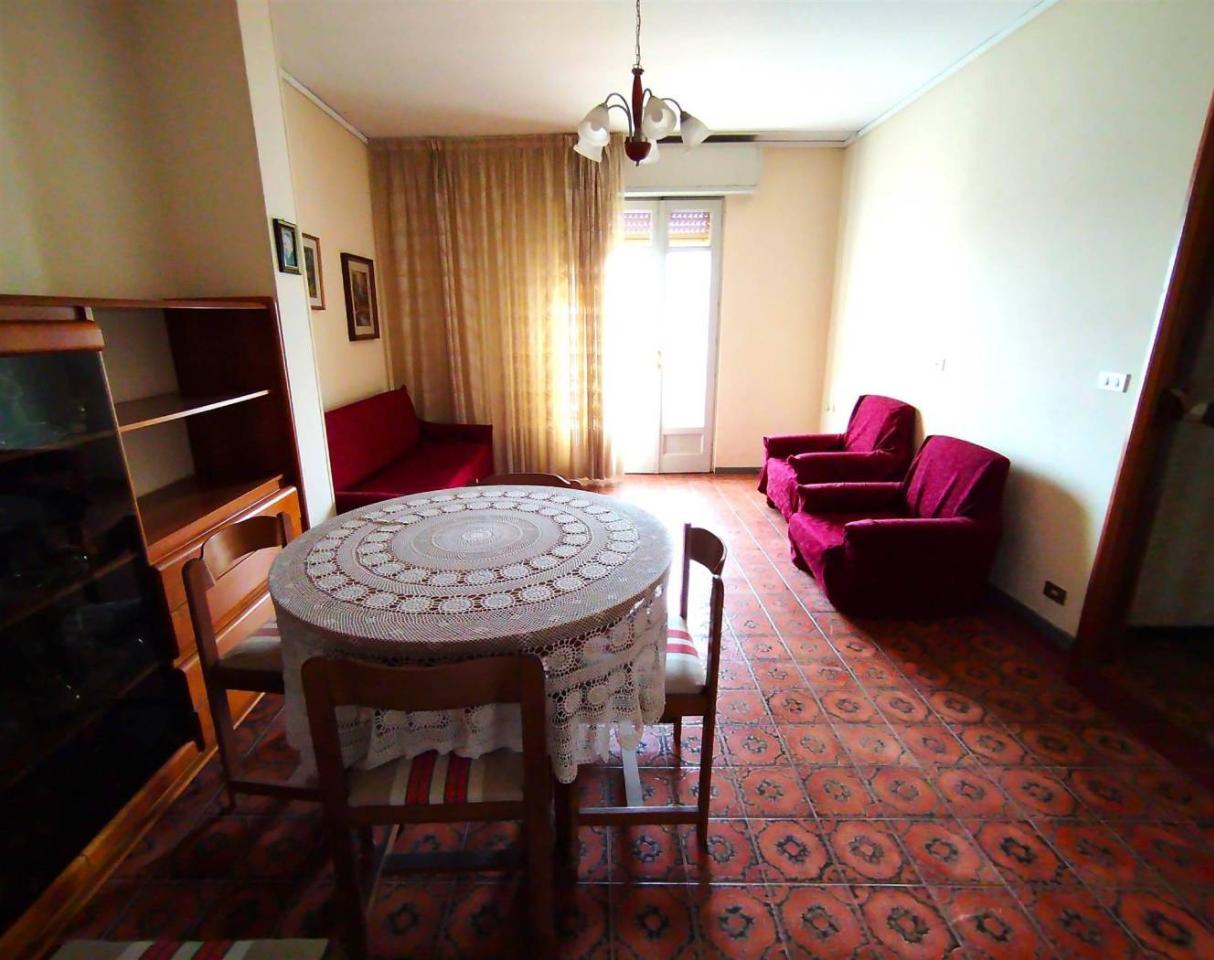 4 rooms Apartment in Ragusa, Italy No. 32675