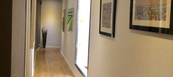 4 bedrooms Apartment in Valencia, Spain No. 26230 5