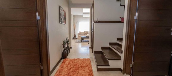 Villa 4+1 in Izmir, Turkey No. 9185 9