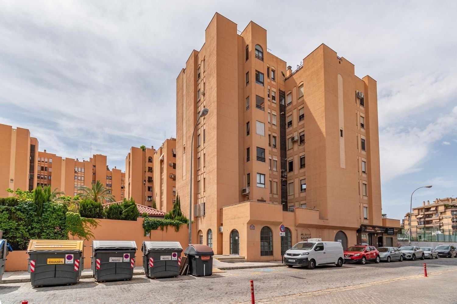 1 bedroom Apartment in Granada, Spain No. 142409
