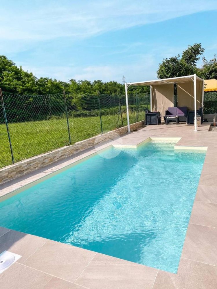 5-Zimmer Villa in Basiano, Italy, Nr. 5013