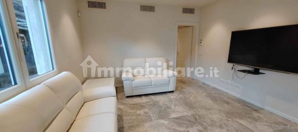 3 Schlafzimmer Villa in Forte dei Marmi, Italy, Nr. 198613 24
