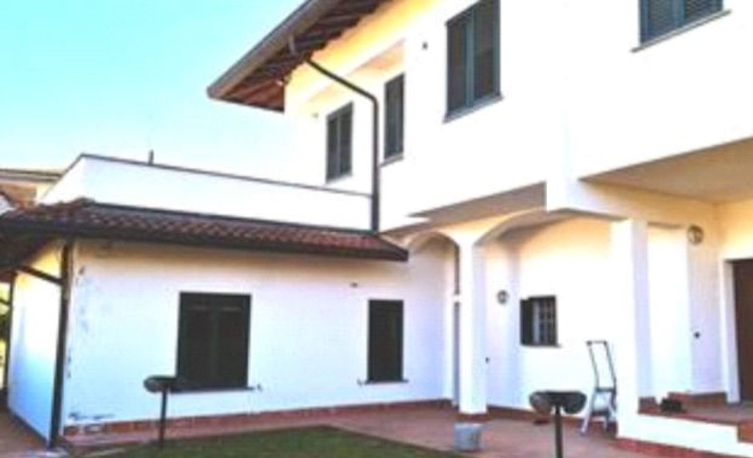 4-salle Villa à Lentate sul Seveso, Italy No. 6243