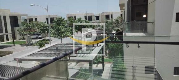 3 Schlafzimmer Villa in Dubai, UAE, Nr. 8610 4