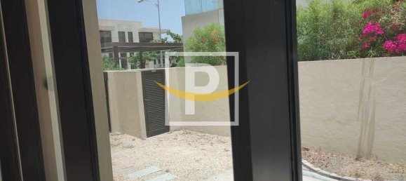 3 Schlafzimmer Villa in Dubai, UAE, Nr. 8610 23