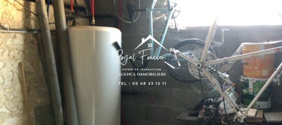 3 غرف نوم منزل في La Celle-Saint-Avant, France رقم 39827 23