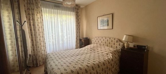 2 bedrooms Apartment in Saint-Cyr-sur-Loire, France No. 303837 4