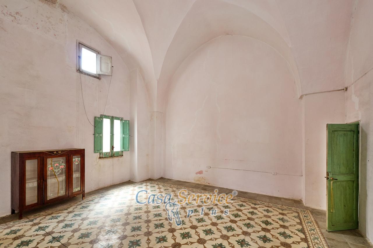 4 rooms House in Ruffano, Italy No. 224598