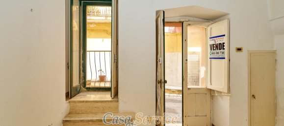 4 rooms House in Ruffano, Italy No. 224598 8