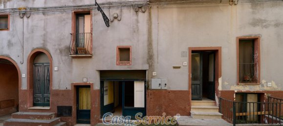 4 rooms House in Ruffano, Italy No. 224598 7