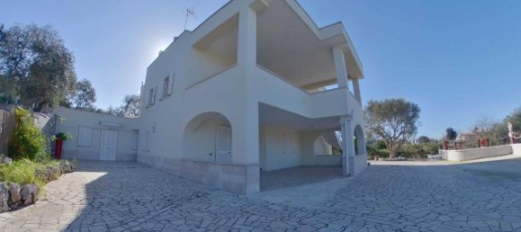 10 rooms Villa in Fasano, Italy No. 74193 3