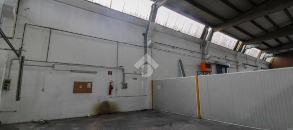 2غرفة مستودع في Verdello, Italy رقم 167042 25