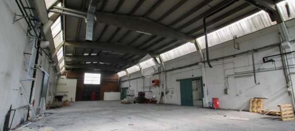 2غرفة مستودع في Verdello, Italy رقم 167042 24