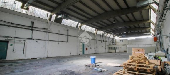 2غرفة مستودع في Verdello, Italy رقم 167042 45