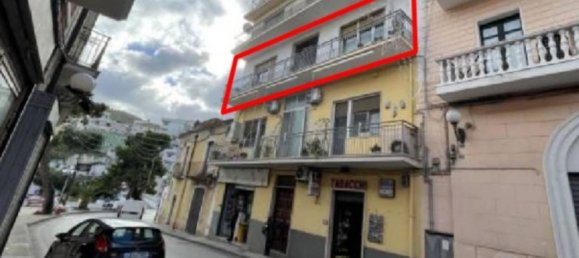 Apartamento de 4 dormitorios en Rodi Garganico, Italy No. 357294 7