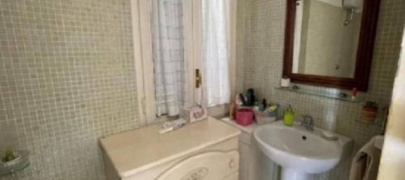 Apartamento de 4 dormitorios en Rodi Garganico, Italy No. 357294 2