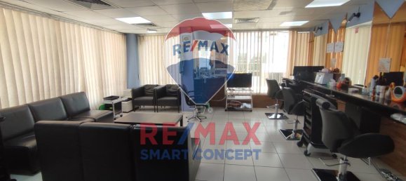 Loja em Al Khalidiya, UAE 65 m² N.º 36276 2