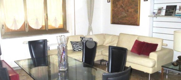 Apartamento de 3 dormitorios en Rome, Italy No. 30959 6