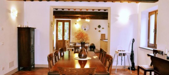 6 غرف نوم فيلا في Pescaglia, Italy رقم 104 3