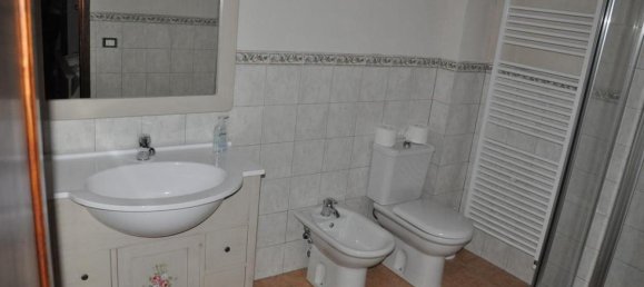 6 غرف نوم فيلا في Pescaglia, Italy رقم 104 9