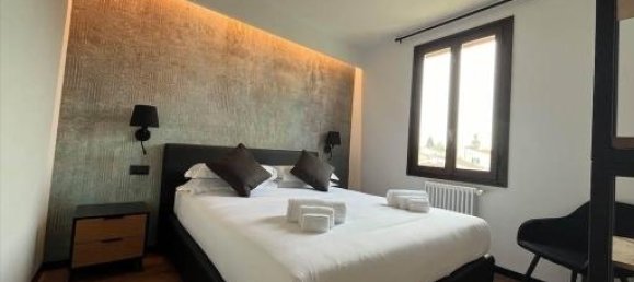 Квартира с 4 комнатами в Флоренция, Италия № 29614 17