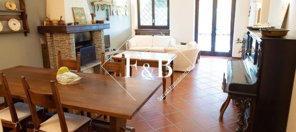 13 Schlafzimmer Villa in Castel Boglione, Italy, Nr. 333083 11