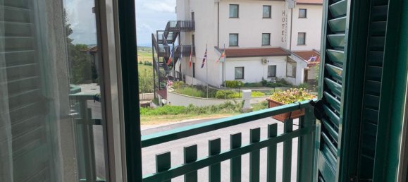 3 rooms Apartment in Capracotta, Italy No. 103021 2