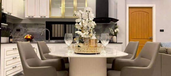 Villa de 3 dormitorios en Pattaya, Thailand No. 68802 6