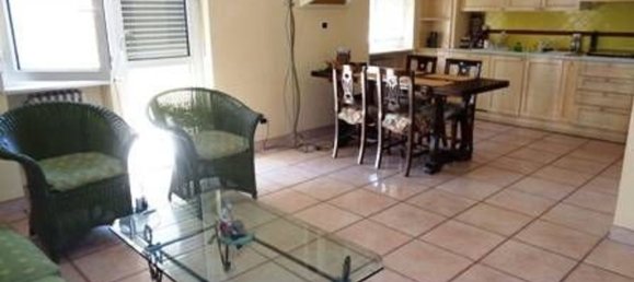 4 bedrooms Apartment in Macerata, Italy No. 348455 3