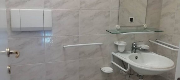 4 bedrooms Apartment in Macerata, Italy No. 348455 15