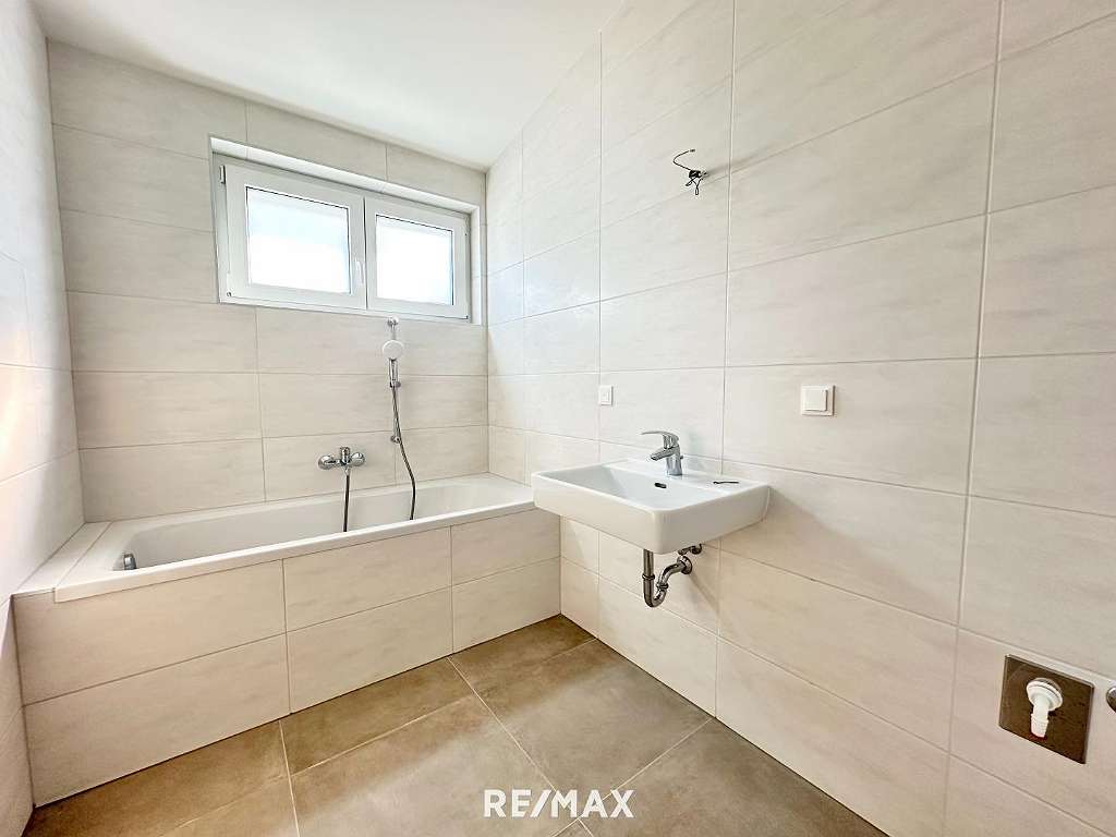 2 chambres Duplex à Mistelbach, Austria No. 76848