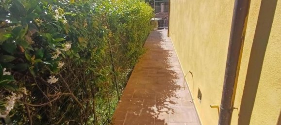 6 rooms House in Capannori, Italy No. 42734 6