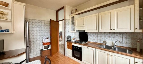 3 bedrooms Apartment in Milan, Italy No. 268819 9