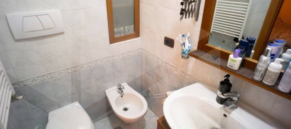 3 rooms Apartment in Bari, Italy No. 34368 18