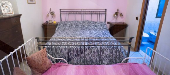 3 rooms Apartment in Bari, Italy No. 34368 20