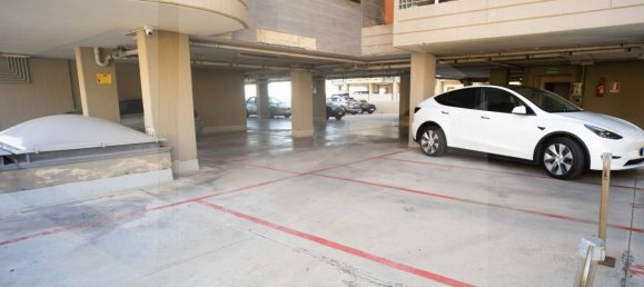 3 rooms Apartment in Bari, Italy No. 34368 14