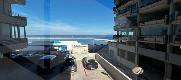 3 rooms Apartment in Bari, Italy No. 34368 8