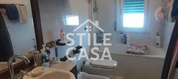 5 bedrooms Apartment in Altopascio, Italy No. 360056 15