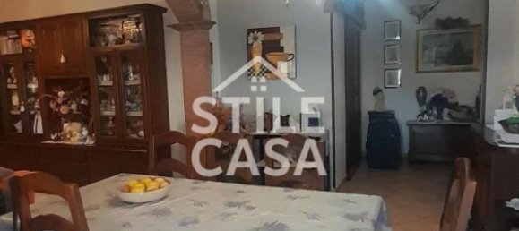 5 bedrooms Apartment in Altopascio, Italy No. 360056 7