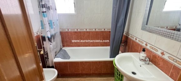 3 chambres Villa à Guardamar del Segura, Spain No. 28919 21