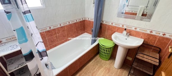 3 chambres Villa à Guardamar del Segura, Spain No. 28919 22