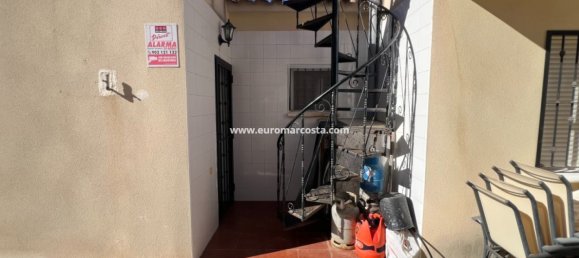 3 chambres Villa à Guardamar del Segura, Spain No. 28919 30