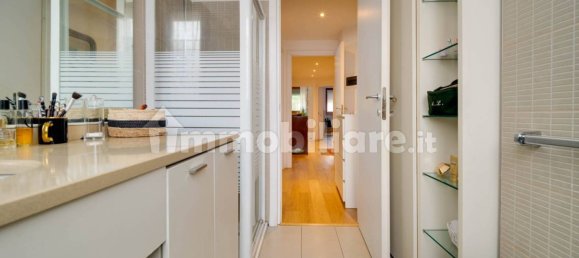 3 bedrooms Apartment in Milan, Italy No. 282321 34