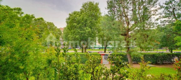 3 bedrooms Apartment in Milan, Italy No. 282321 10