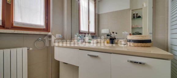 3 bedrooms Apartment in Milan, Italy No. 282321 33