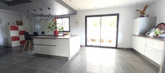 4 Schlafzimmer Haus in Charpont, France, Nr. 231074 4