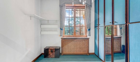 Villa de 15 habitaciónes en Bulciago, Italy No. 26160 30