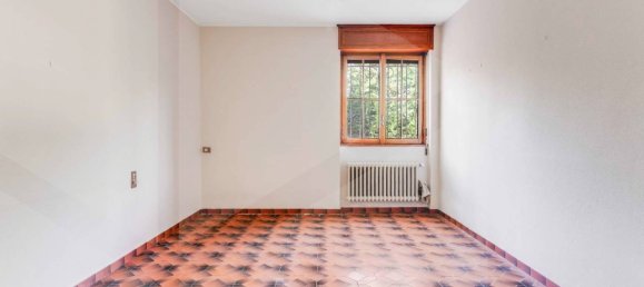 Villa de 15 habitaciónes en Bulciago, Italy No. 26160 45