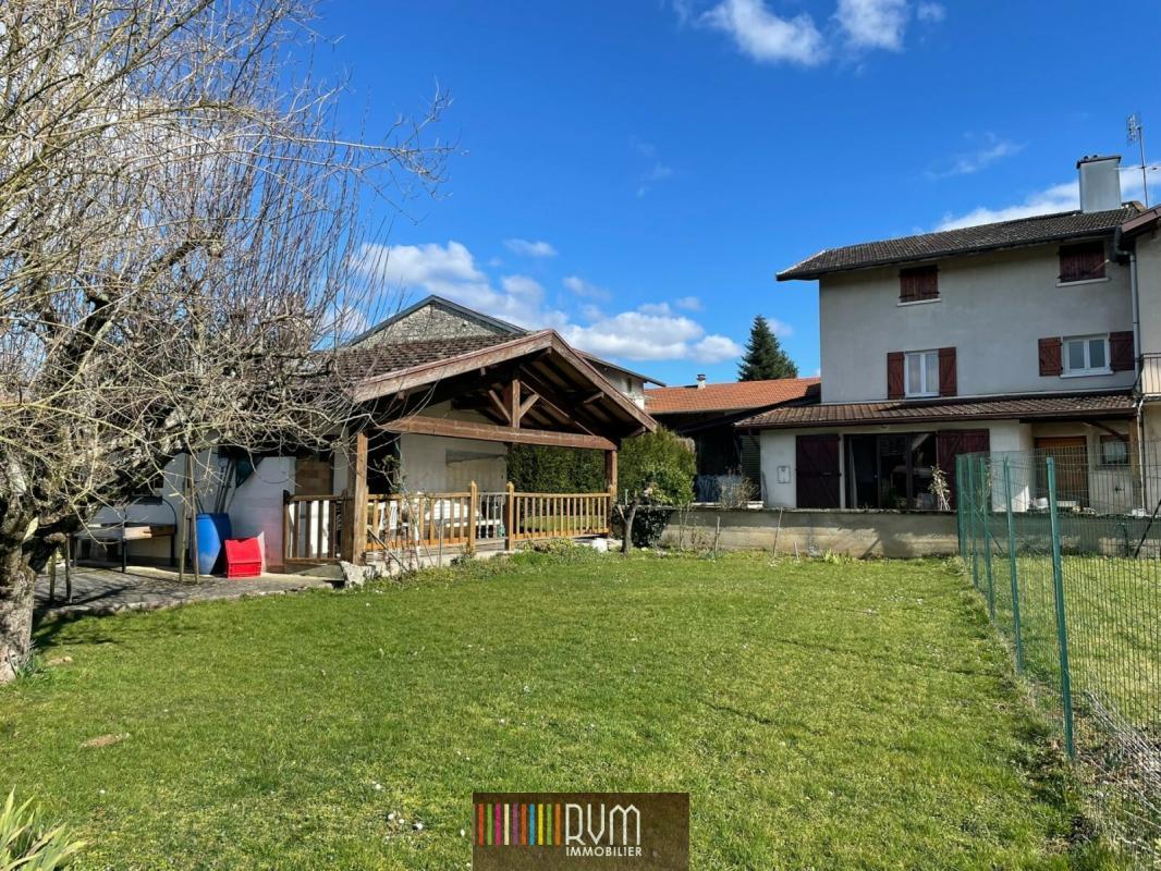 4 غرف نوم منزل في Neuville-sur-Ain, France رقم 205507